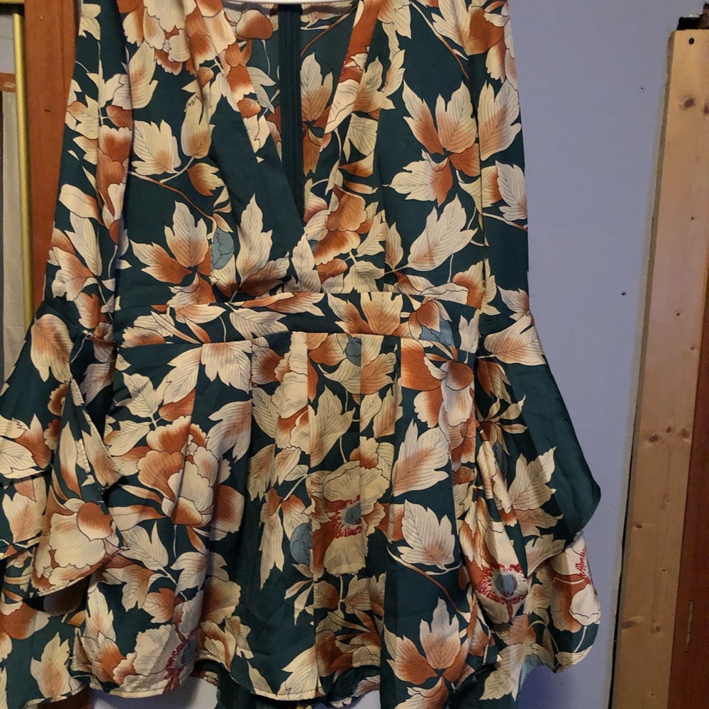 Romper - Picture 2 of 2